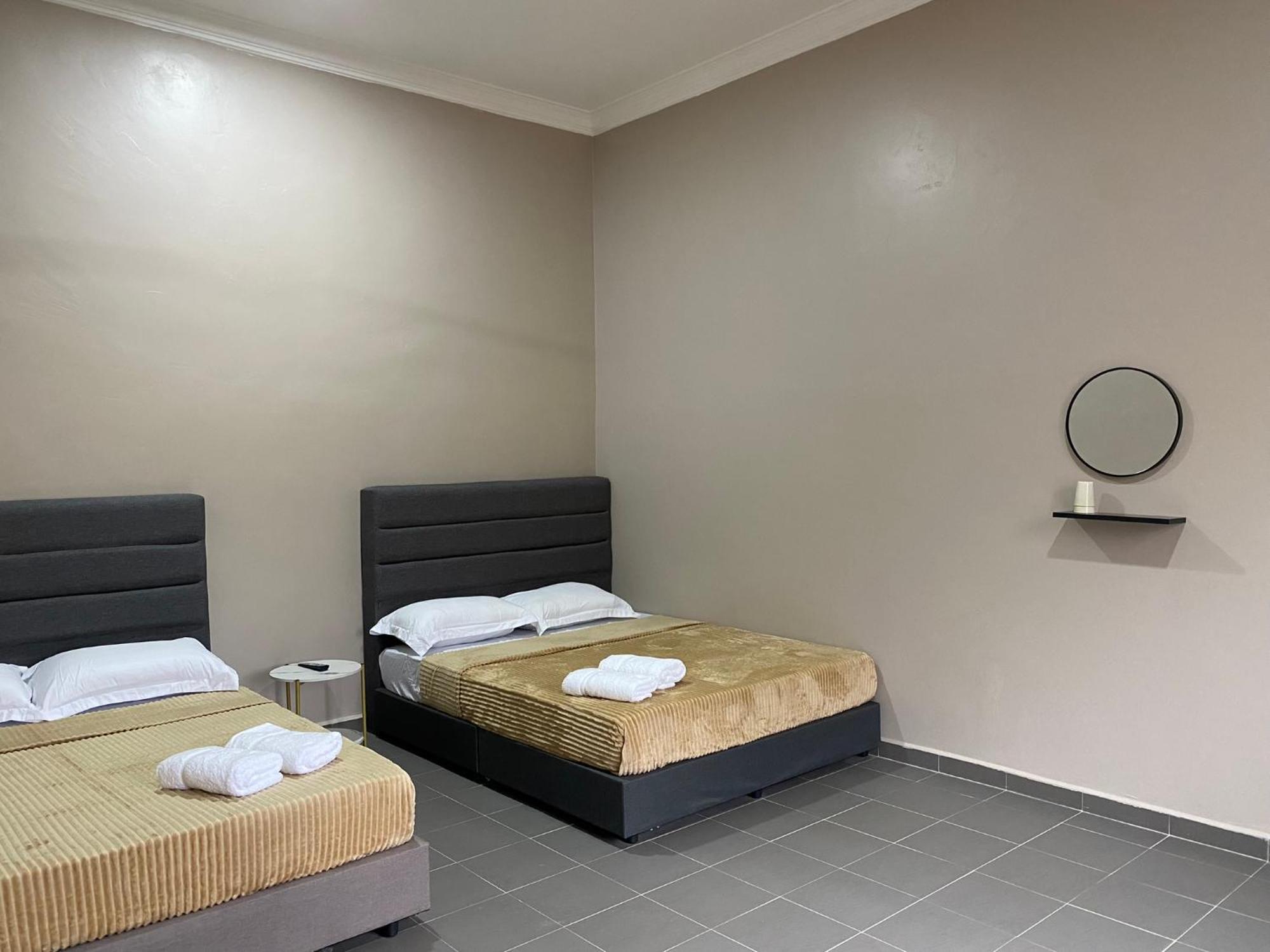 Sasuka Guesthouse Marang Exterior foto